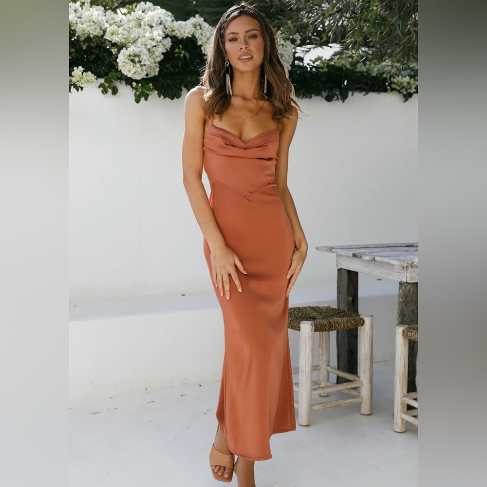 Give It To Me MIDI Dress Orange